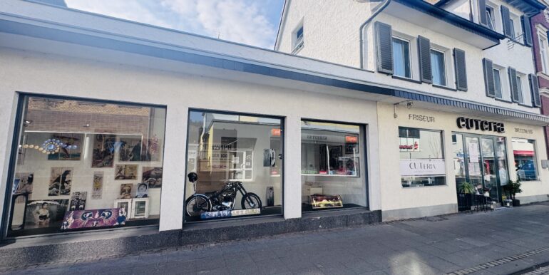 Straßenansicht