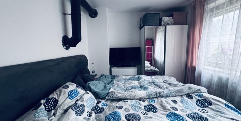 Schlafzimmer 2