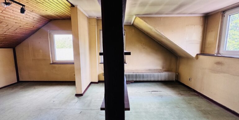 Schlafzimmer - DG