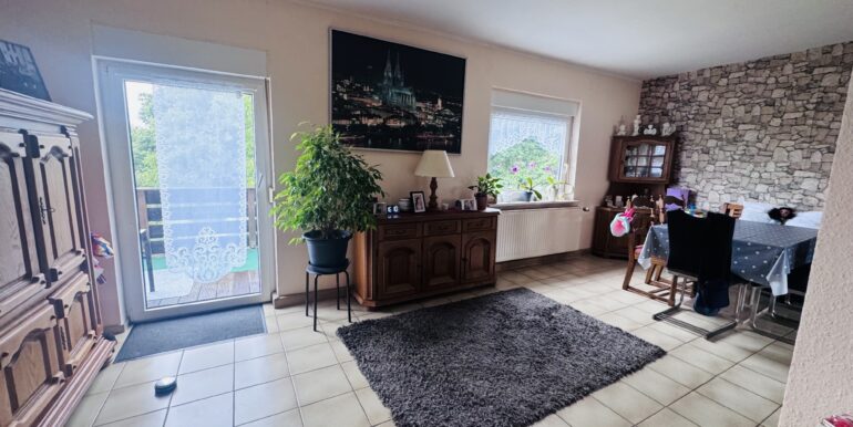Wohnzimmer/Esszimmer