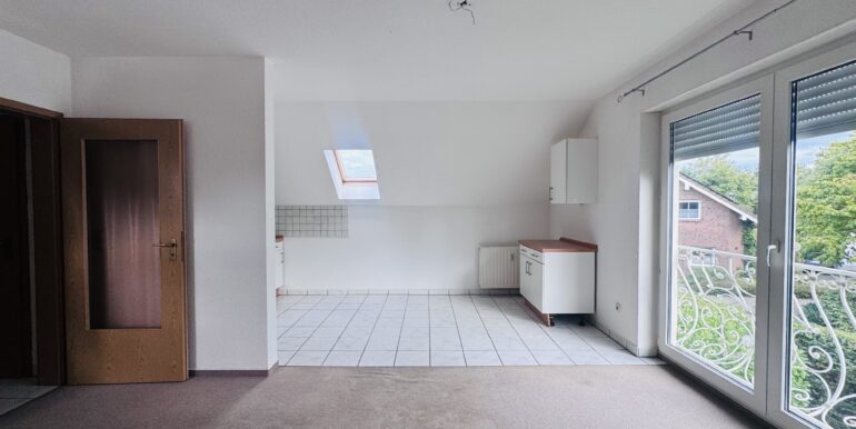 Wohnzimmer und Küche OG